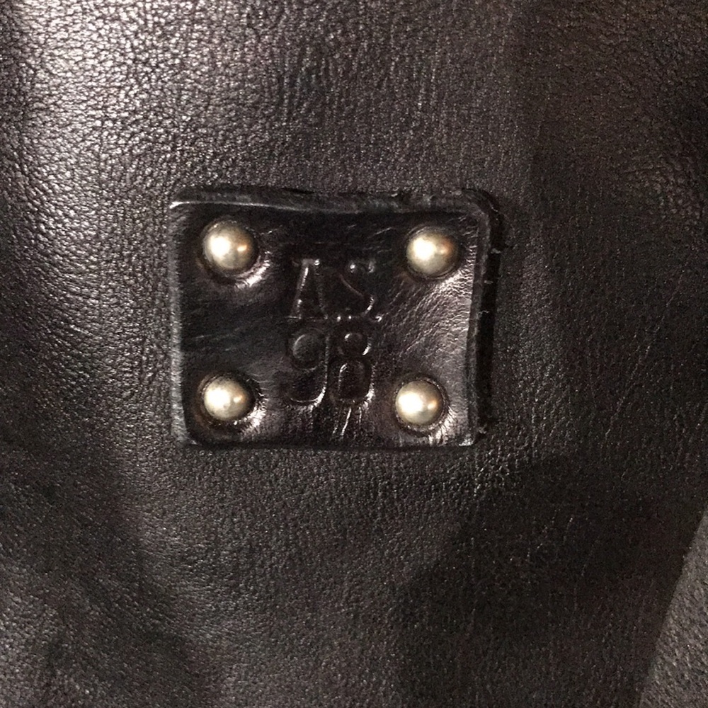 Stylish Black Leather A.S.98 Bag - Picture 7 of 12